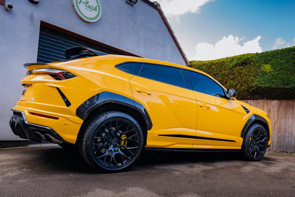 Lamborghini Urus 2