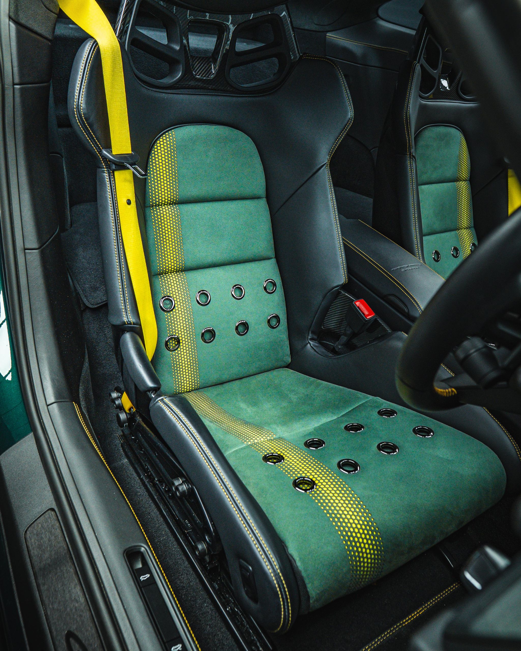 Porsche Custom 918 LWB Bucket Seat Inserts