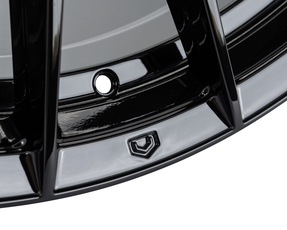 Vossen HFX-4 23X10 5X120 +32 Gloss Black - Image 2
