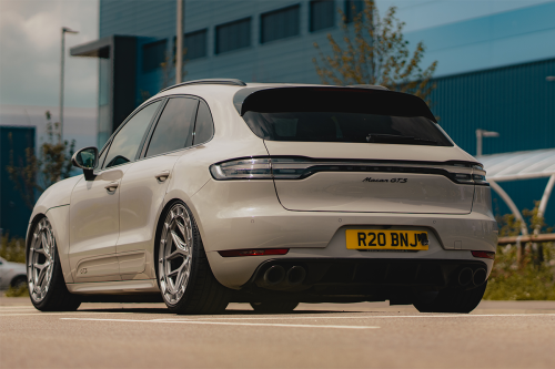 PORSCHE MACAN GTS