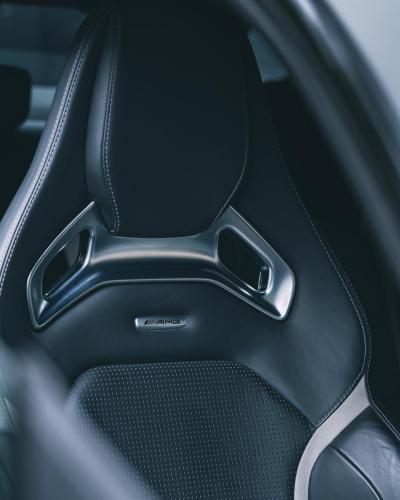 MERCEDES C63S Image 9